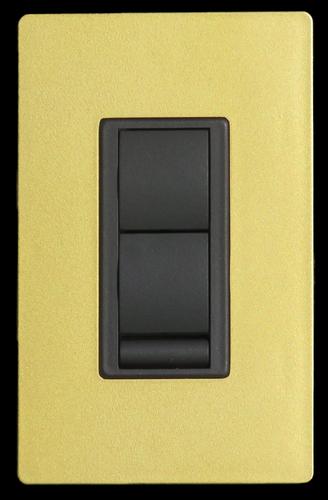 Xcene Wall AMP V2 4x2 Amarelo e Preto